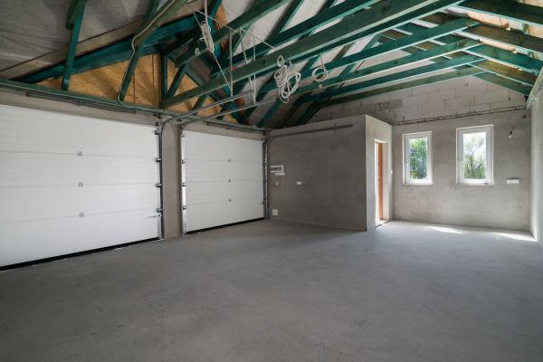 Cost of Garage Floor Concrete Repair in Turlock