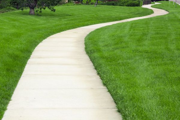Cost of Cracked Sidewalk Repair in Turlock