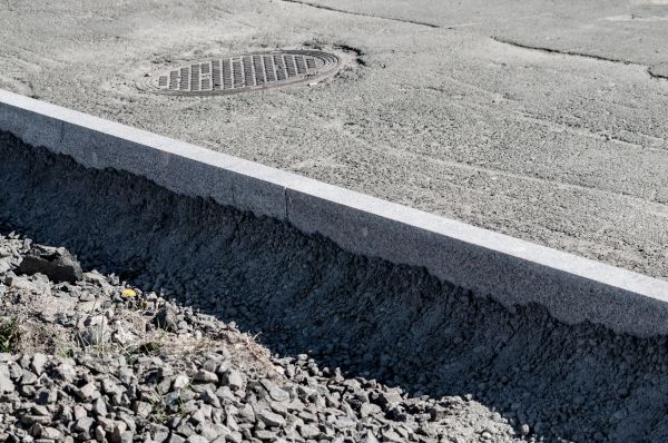 Cost of Sidewalk Curbing Repair in Turlock